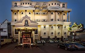 Royal Regal Hotel